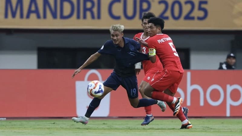 U23 Lào có 1 điểm trước U23 Campuchia ở trận mở màn